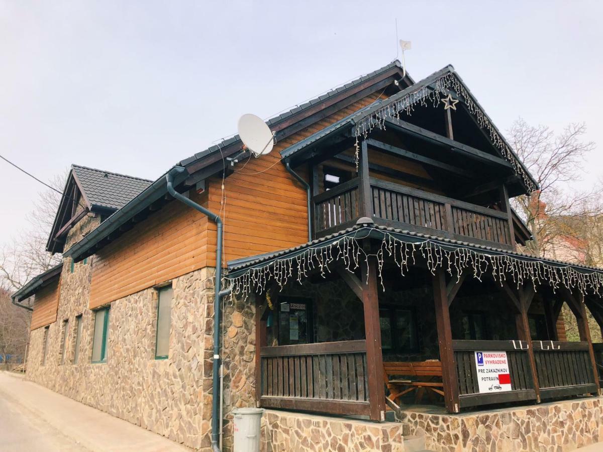 Apartman Pod Orechom Дриеница Экстерьер фото